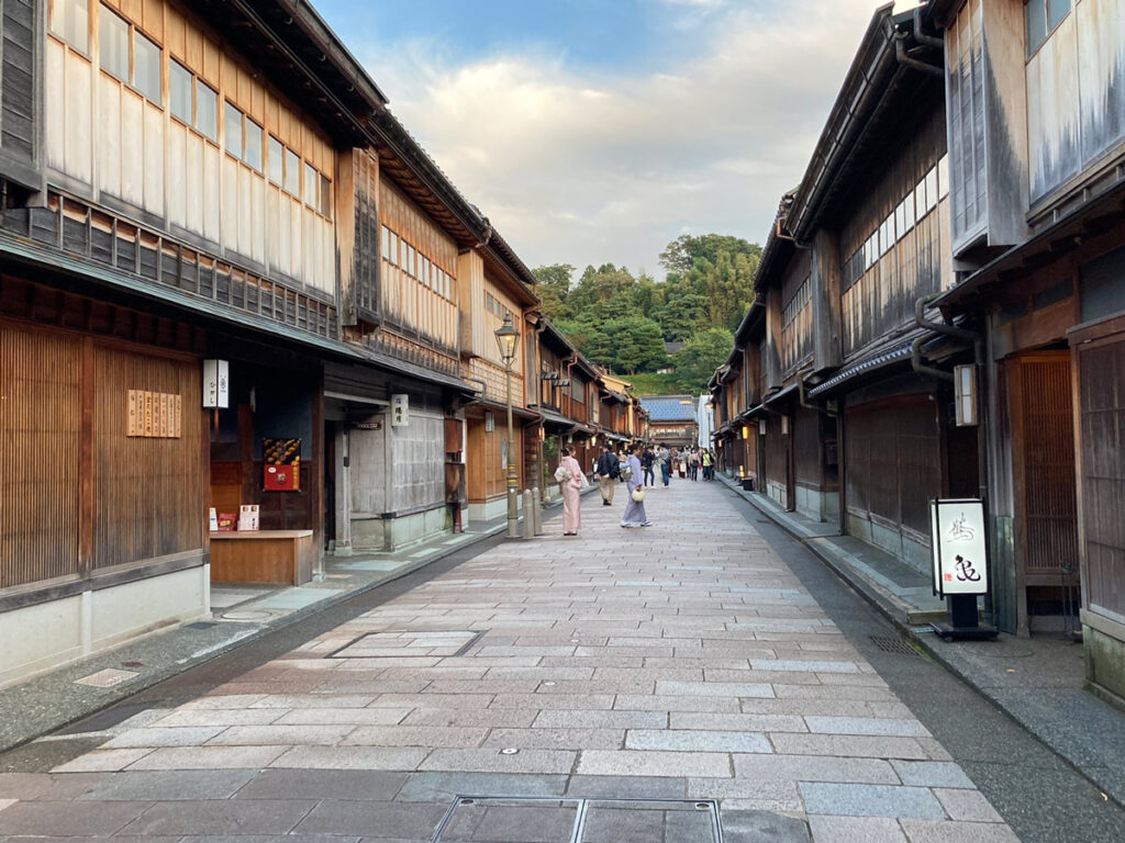 Higashi Chaya District